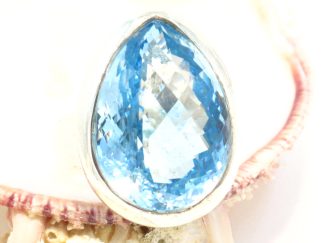anello nepalese in argento e topazio azzurro